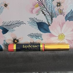 LipSense Long Lasting Liquid Lipstick in "Honey Rose"
